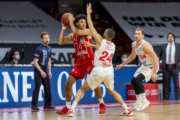 关键比赛中 关键比赛中