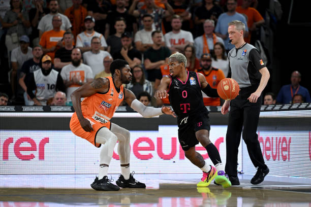 利物浦的强 利物浦的强