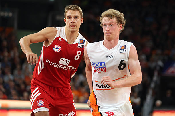 际系列赛中 际系列赛中