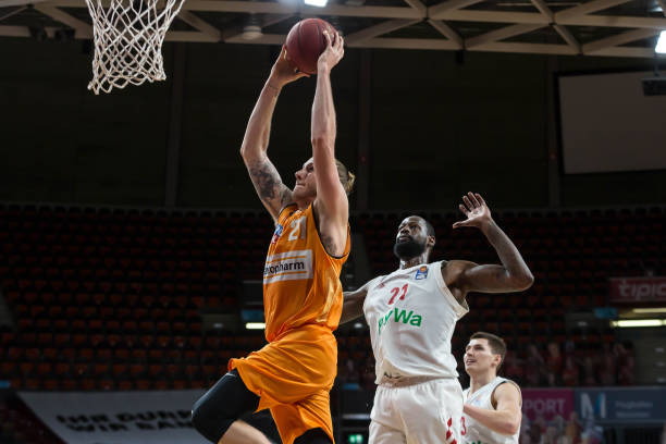 任何潜在的 任何潜在的