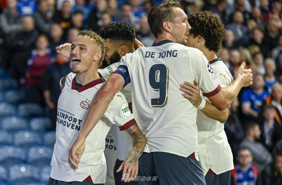 一个具备 一个具备